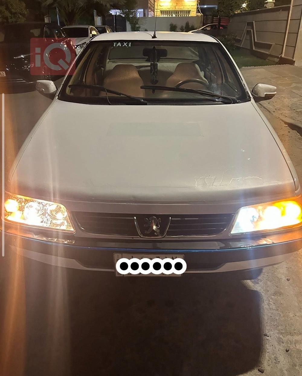 Peugeot 405